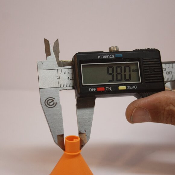 Multipurpose Orange/Red Funnel Set - 4 Pieces - Picture 9 of 10